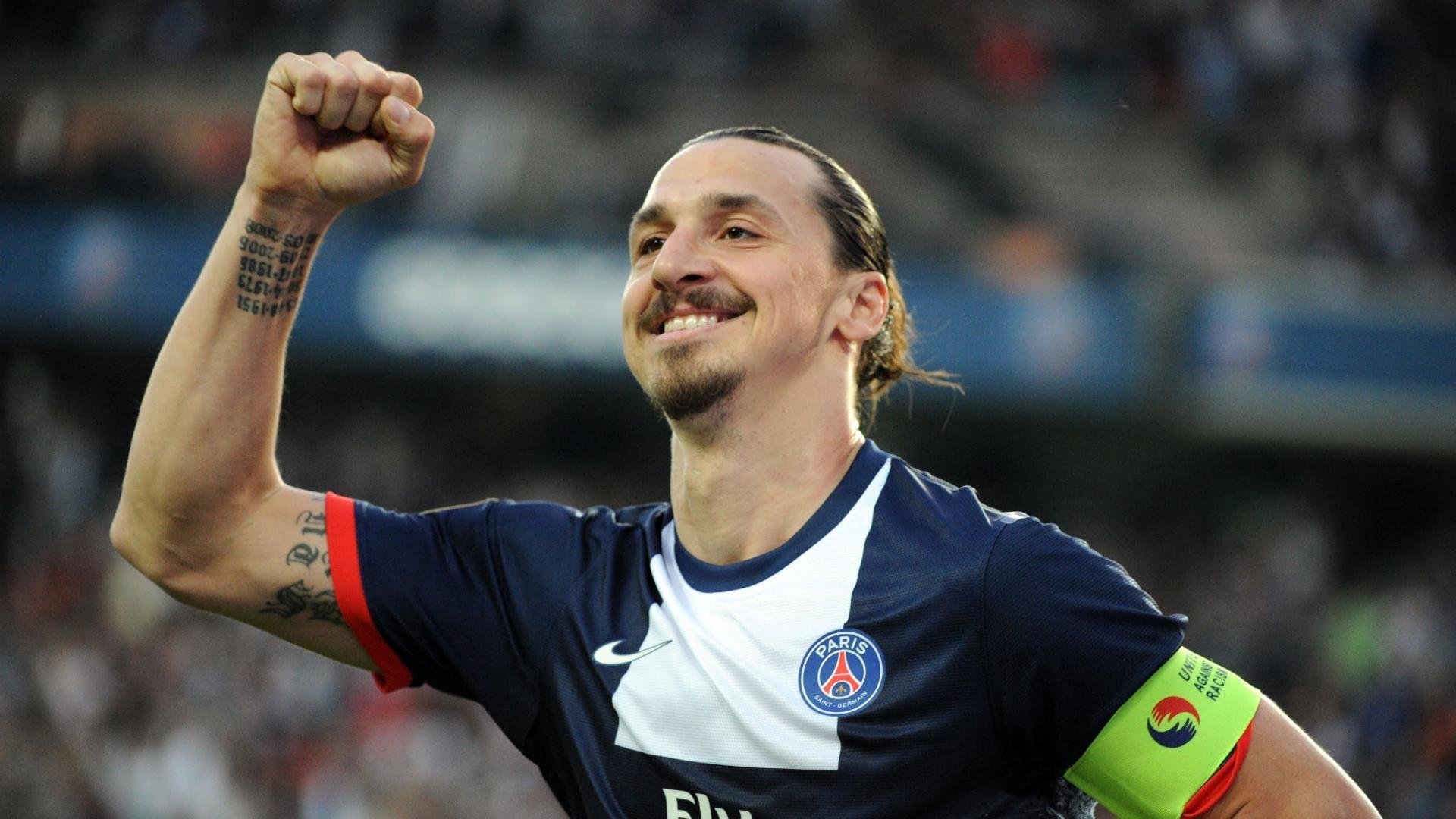 爱游戏体育-传奇宠儿：那些在欧冠舞台上留下浓墨重彩的球员，传奇欧洲杯